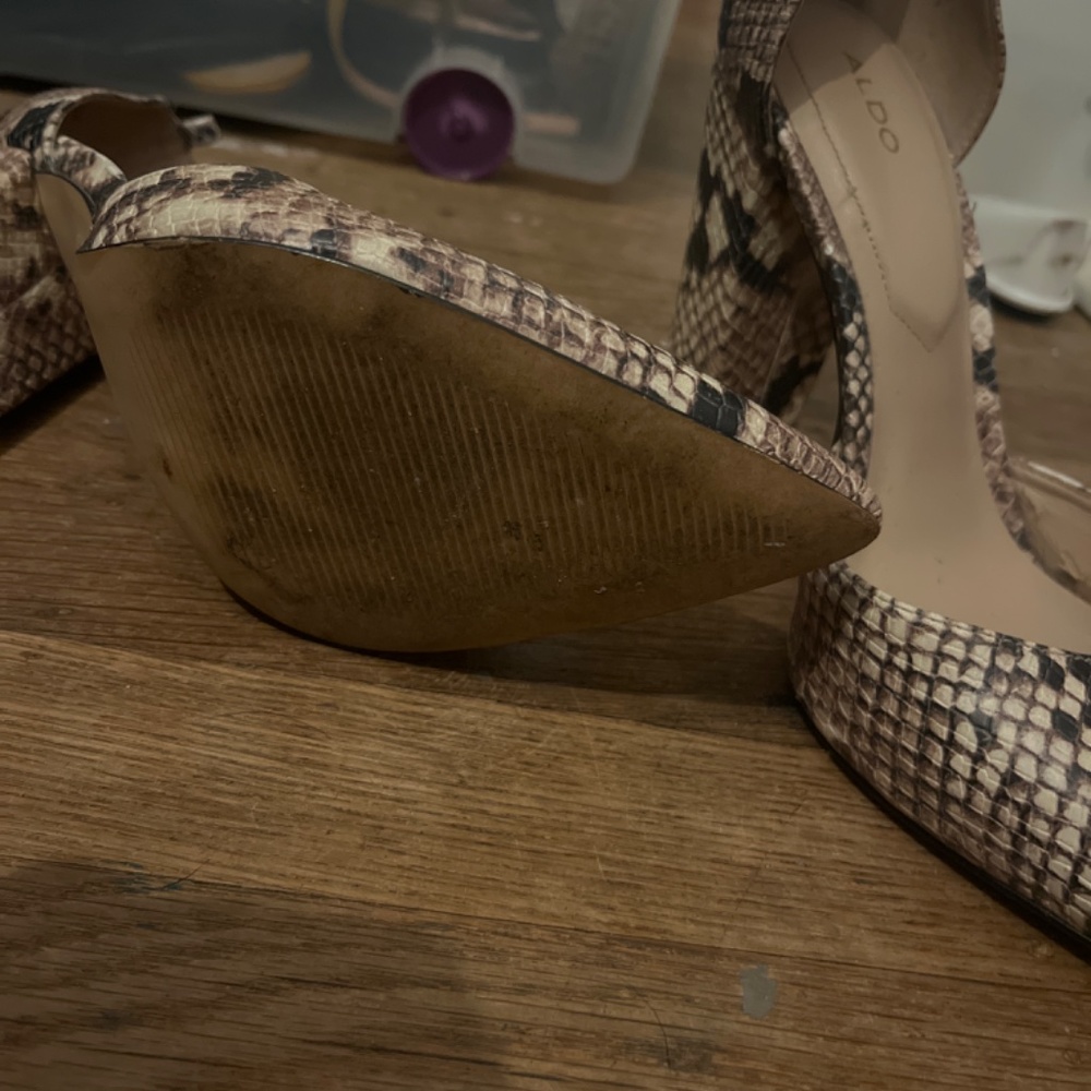 Heels - Picture 2 of 2
